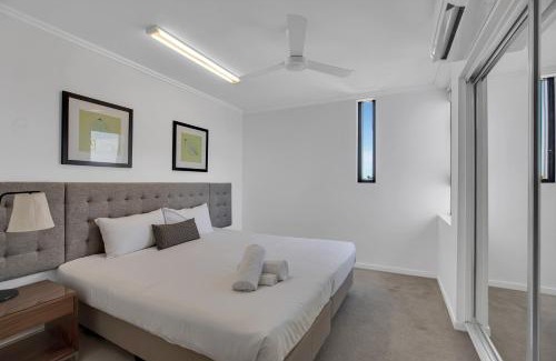 Mackay Apartment | Stunning 2 Bedroom Self Contained City Apartment