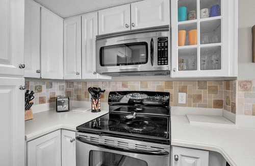 Sneads Ferry Condo | Stunning 2-bedroom Oceanfront beach condo