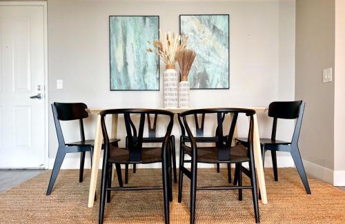 Pico Apartment | Stunning 2BD 2BTH Apt in Santa Monica!