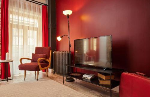 Asmali Mescit Apartment | Stunning 2BR 1 Min Metro&Galata