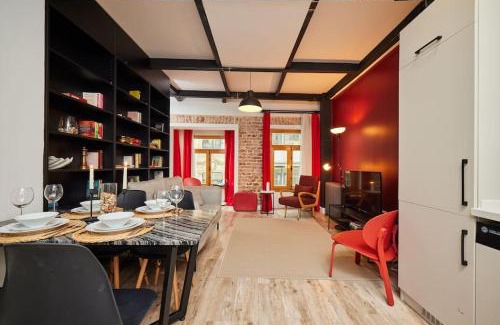 Asmali Mescit Apartment | Stunning 2BR 1 Min Metro&Galata