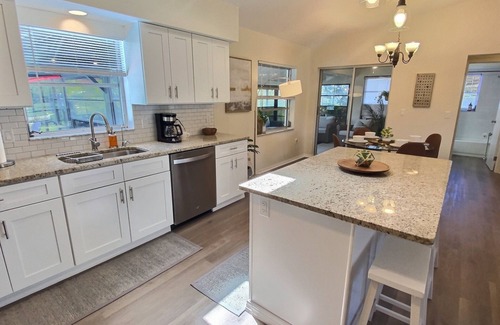 Venice Gardens House | Stunning 2Br/2Ba Pool Home Near Beaches