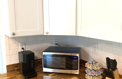 Beacon Apartment | Stunning 2BR Apartment in the Heart of a Lively Art Scene