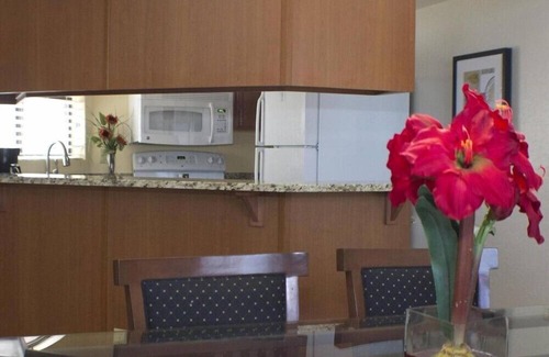 Arcadia Condo | Stunning 2BR Condo with Hot Tub in Camelback Resort