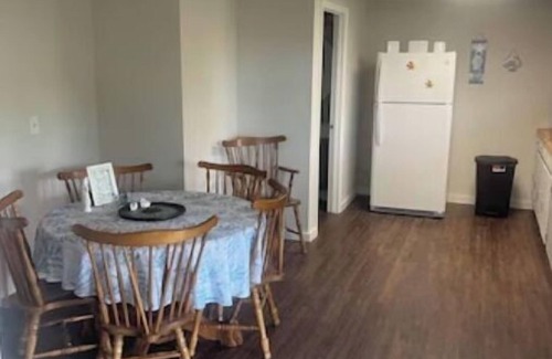Baxter Cabin | Stunning 2BR Lake Cabin Mine Lick Creek Resort 160