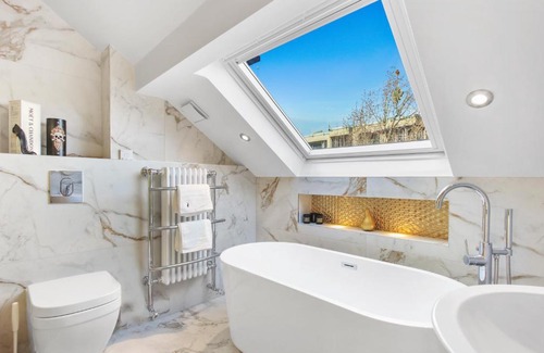 West Hampstead Apartment | Stunning 3 Bed Duplex Apartment in the heart of West Hampstead