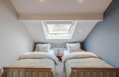 West Hampstead Apartment | Stunning 3 Bed Duplex Apartment in the heart of West Hampstead
