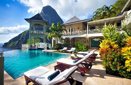 Soufriere Villa | Stunning 3-bed villa located on a World Heritage Site - Arc En Ciel
