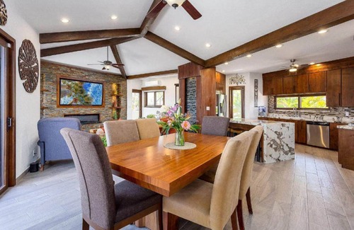 San Jose del Cabo House | Stunning 3-Bedroom Villa in Exclusive La Jolla | Private Pool + Jacuzzi