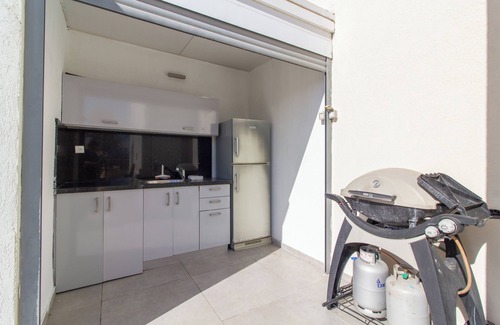 Tel Aviv Apartment | Stunning 3 Bedroom Duplex Apartment (near Gordon Beach)