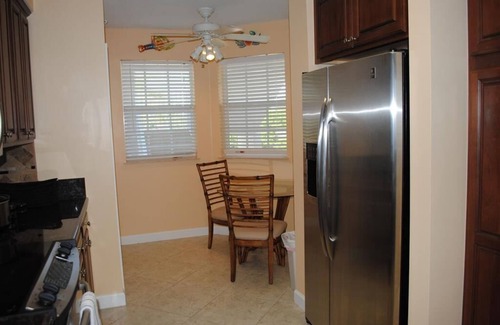Islamorada House | Stunning 3 Bedroom Condo with Oceanviews Located in Lower Matecumbe