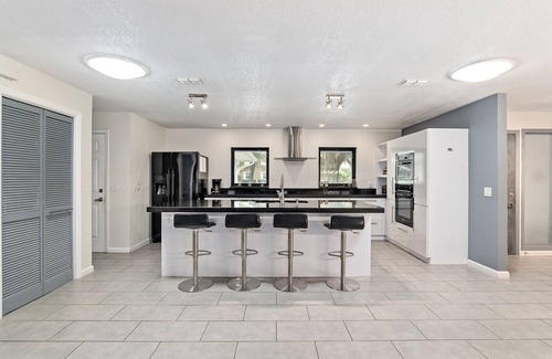 Inverness Villa | Stunning 3-Bedroom Villa With Pool