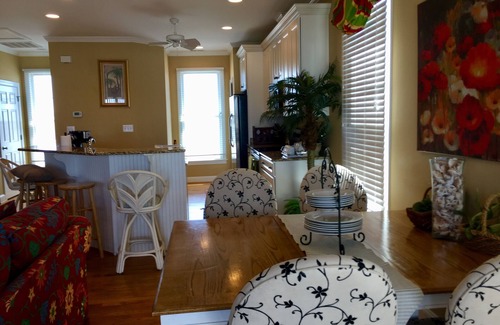 Atlantic Beach House | Stunning 3-Story Cottage Ocean & Sound Views with Beach Access