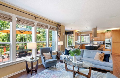 Northwest Portland House | Stunning 3BR Portland Home w/Spacious Patio, Tree Views & Luxury Kitchen #41532