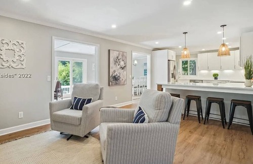 Folly Field House | *Stunning 4 bedroom beach retreat w/private pool*