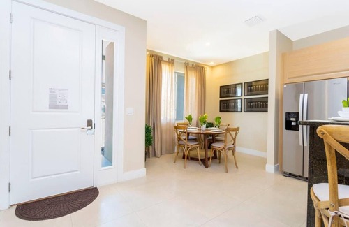 Florida Central Atlantic Coast House | Stunning 4 Bd near Disney Magic Village Yards 3247