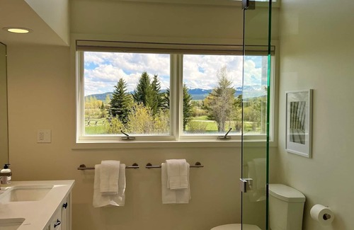Wilson House | Stunning 4 Bedroom in Wilson WY with Teton Views. Long Term Rental.