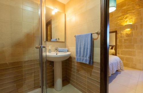 Munxar Villa | Stunning 4 bedrooms House with views in Gozo