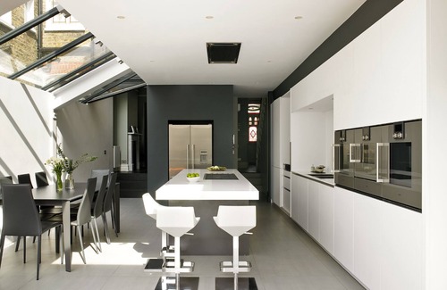 Hammersmith and Fulham House | Stunning 5 bed home with beautiful landscaped garden, office and EV charger.