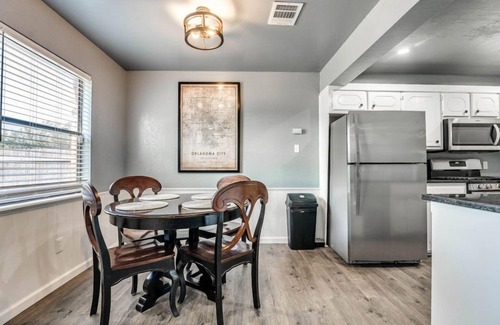 South Oklahoma City House | Stunning 5-Bedroom Veteran-Owned Home in Quiet OKC
