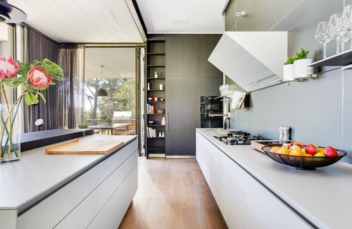 Constantia House | Stunning 5 bedroom home in Upper Constantia