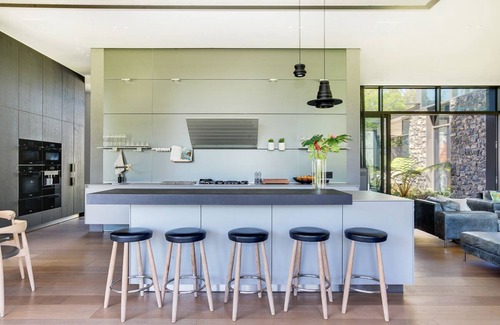 Constantia House | Stunning 5 bedroom home in Upper Constantia