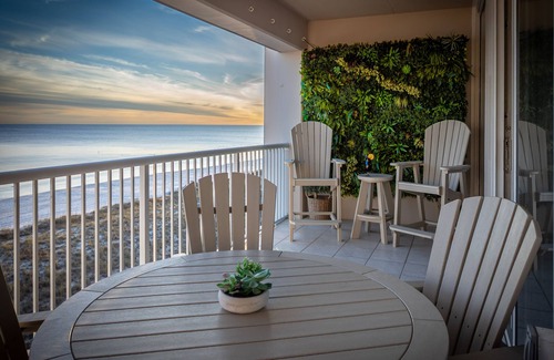 Navarre Beach Condo | ☀️🌊 🏖️Stunning 5 Star Gulf Front 5th Floor, Regency Building 🌊☀️🏖️
