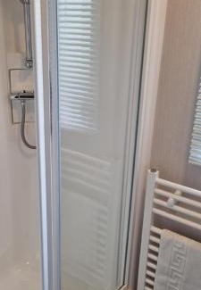 Rhuddlan Other | Stunning 6 Berth Caravan At Sun Valley Caravan Park, Rhyl Ref 81039N