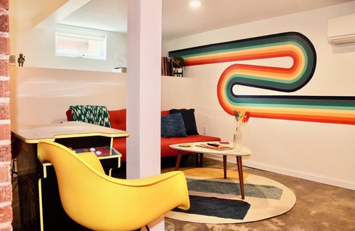Brentwood-Darlington Apartment | Stunning '60-'70s Retro Appartment