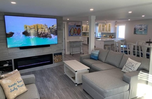 Bethany Beach House | Stunning 6BR Beach House | Rooftop Deck | Hot Tub
