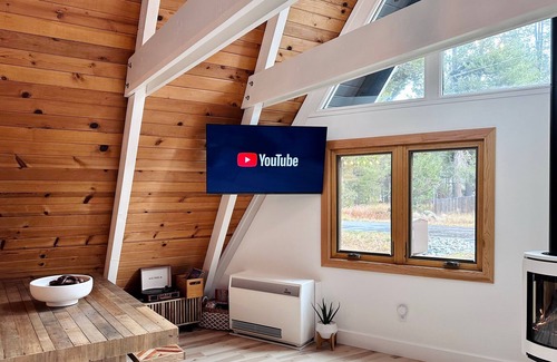 Christmas Valley Cabin | Stunning A-Frame Cabin: luxe, cozy, peaceful, unique!