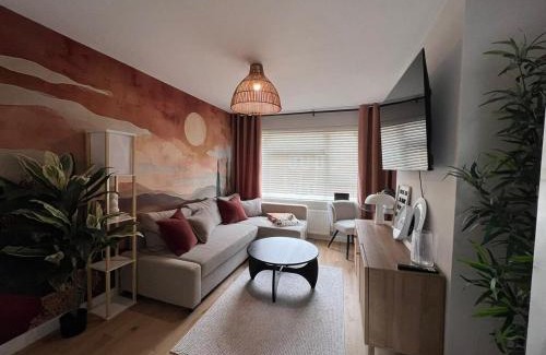 Stansted Apartment | Stunning and Peaceful 2 bed Flat 15 mins from Stansted Airport