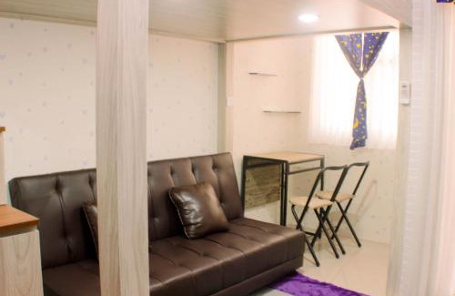 Bekasi Timur Apartment | Stunning and Comfy Studio Apartment Transpark Juanda By Travelio