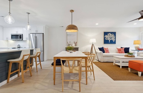 Sea Pines Villa | Stunning and back on the market, Pet friendly, 2 free bikes