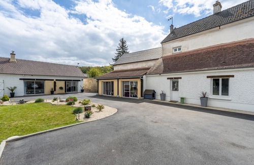 Amblainville Apartment | Stunning apartment in Amblainville
