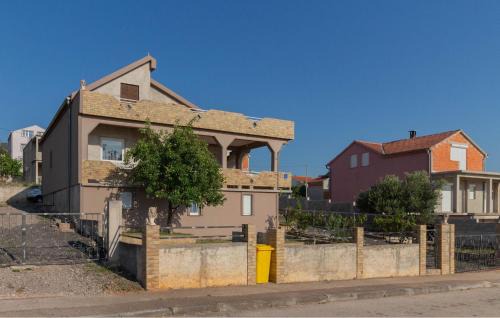 Gornji Karin Apartment | Stunning Apartment In Gornji Karin