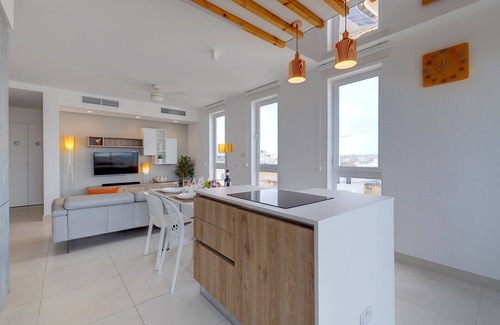Ta' Xbiex Apartment | Stunning Apartment in a Central Location With Views