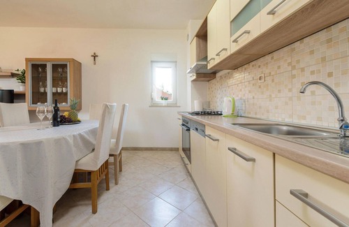 Donje Rastane Apartment | Stunning apartment in Glavica