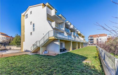 Liznjan Apartment | Stunning Apartment In Liznjan With Wifi