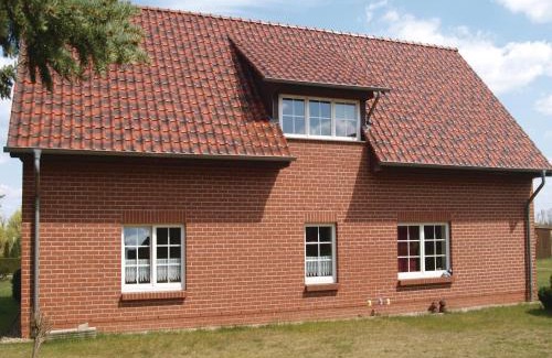 Roggentin Apartment | Stunning Apartment In Mirow Ot Qualzow