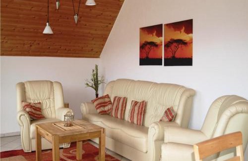 Roggentin Apartment | Stunning Apartment In Mirow Ot Qualzow