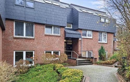 Molfsee Apartment | Stunning Apartment In Molfsee With Wifi