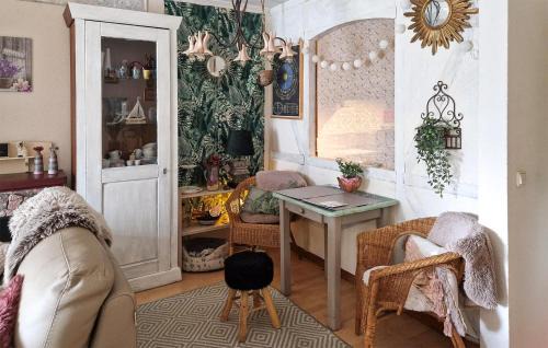 Molfsee Apartment | Stunning Apartment In Molfsee With Wifi