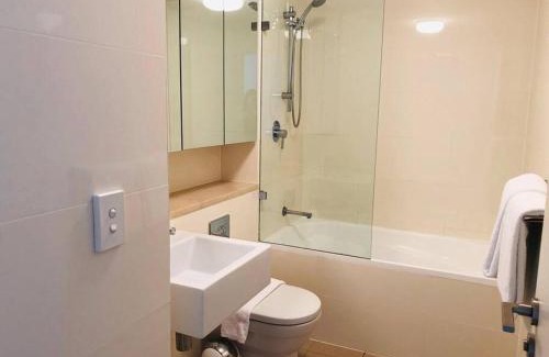 Neutral Bay Apartment | Stunning Apartment in Neutral Bay GRO17401
