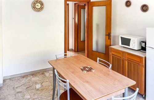 Penne Apartment | Stunning apartment in Penne with WiFi