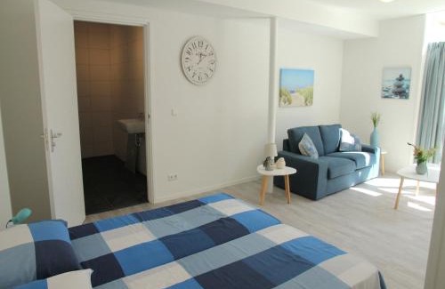 Schoorl Apartment | Stunning apartment in Schoorl, North Hollandâ you can bike to the beach