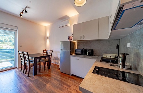 Zuljana Apartment | Stunning apartment in Zuljana