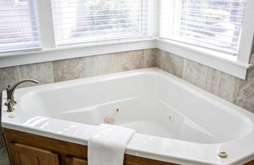 Bald Head Island House | Stunning Bald Head Island Hammocks Cottage