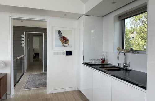 Bellport House | Stunning Bay Views from Newly Renovated Waterfront Home