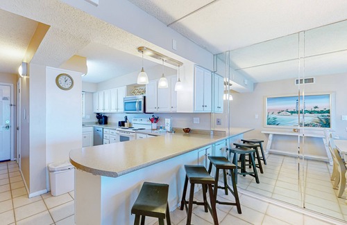 Biltmore Beach Condo | Stunning beachfront condo w/beach access, shared pool, & private balcony